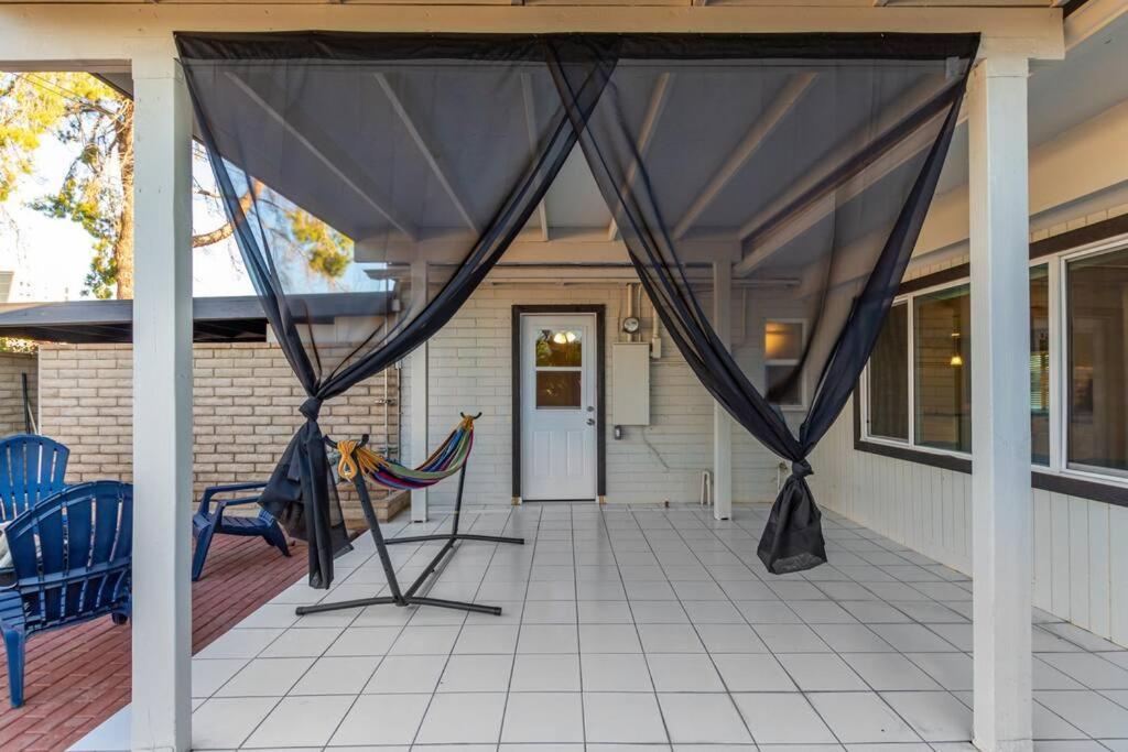 New Midtown Modern Studio With Backyard 피닉스 외부 사진